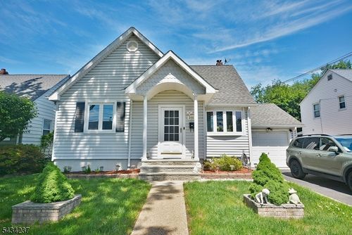 2463 Dorchester Rd, Union, NJ, 07083-5021 | Card Image