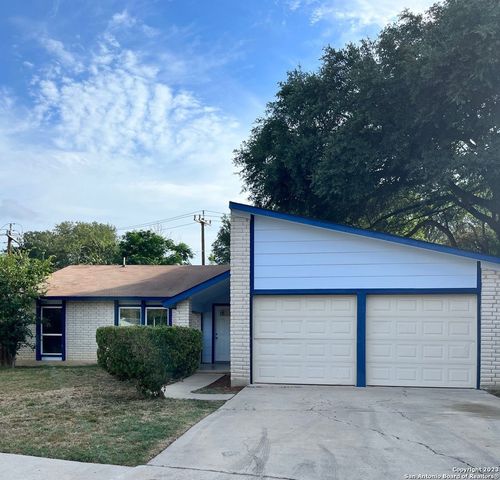 12419 Mcdermonts Farm St, San Antonio, TX, 78233-4621 | Card Image