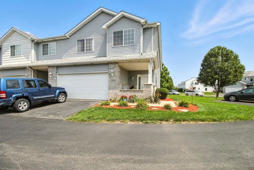 1935 Waters Edge Dr, Minooka, IL, 60447-8269 | Card Image