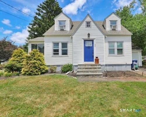 32 Maple St, Rockfall, CT, 06481-2026 | Card Image