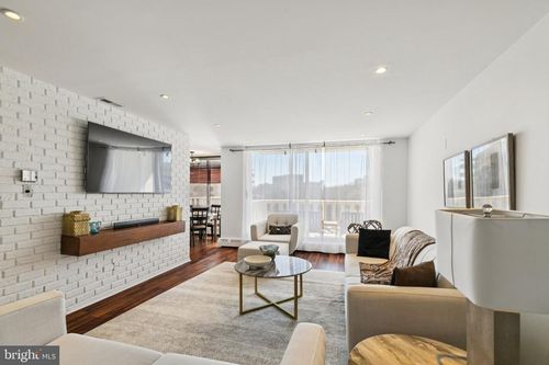 unit-r724-191 Presidential Blvd, BALA CYNWYD, PA, 19004-1210 | Card Image