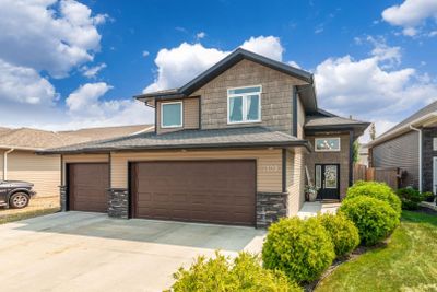 7109 39 A St, House other with 5 bedrooms, 3 bathrooms and 6 parking in Lloydminster AB | Image 1