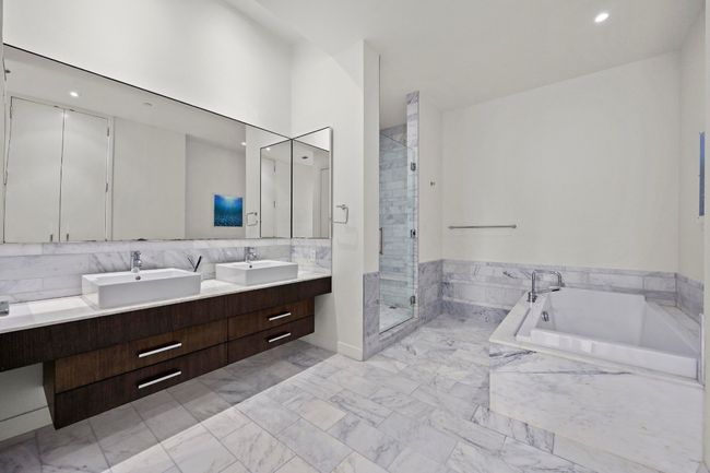 APT-2011 - 210 Lavaca St, Condo with 2 bedrooms, 3 bathrooms and 2 parking in Austin TX | Image 19