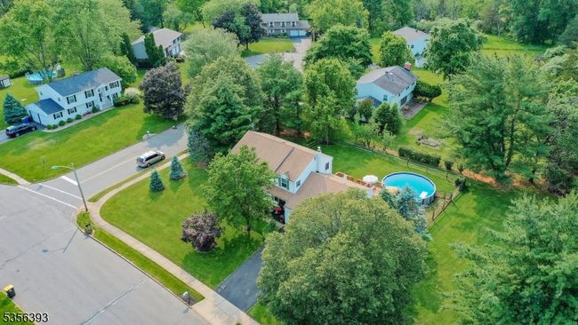 12 Fox Chase Run, House other with 4 bedrooms, 2 bathrooms and null parking in Hillsborough NJ | Image 8