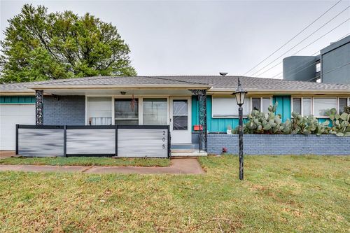 205 E Morningside Dr, Midwest City, OK, 73110-4665 | Card Image