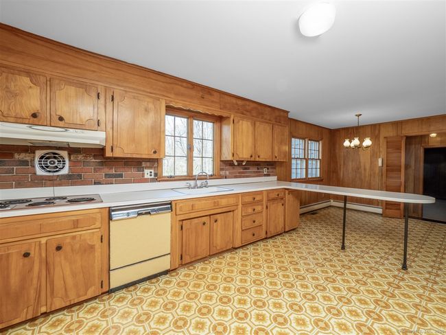 310 Ridgefield Rd, House other with 4 bedrooms, 3 bathrooms and null parking in Wilton CT | Image 10