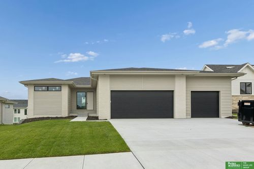 3310 S 212th St, Elkhorn, NE, 68022-3478 | Card Image