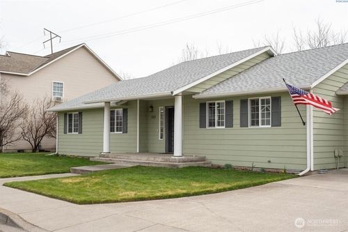 604 Se Mockingbird Dr, College Place, WA, 99324-1866 | Card Image