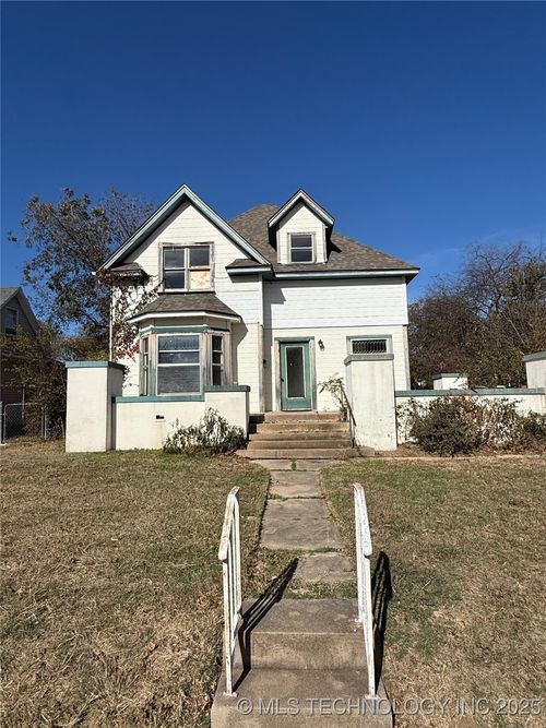 114 E Vinita Ave, Sulphur, OK, 73086-4045 | Card Image