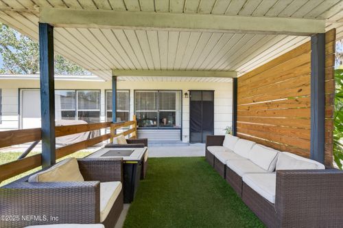 7216 Wonder Ln, JACKSONVILLE, FL, 32244-4740 | Card Image