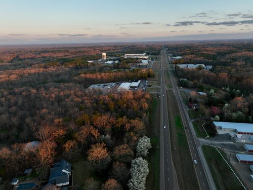 1 Us Highway 45 N, Henderson, TN, 38340 | Card Image