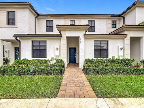 23513 Sw 127th Pl, Homestead, FL, 33032-9216 | Card Image