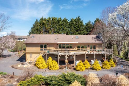 25 New Morning Pl, Leicester, NC, 28748-8425 | Card Image