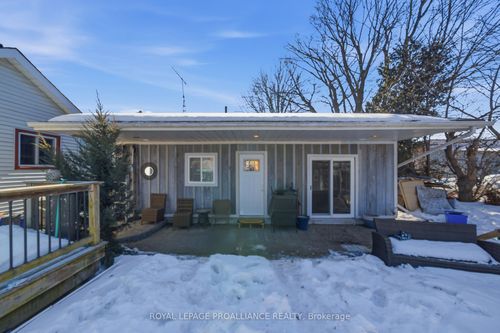 425 Roe Street, Cobourg, ON, K9A3L2 | Card Image