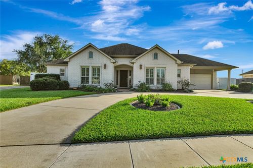 109 Ridge Vw, Victoria, TX, 77904-3391 | Card Image