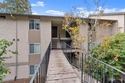 3A - 11635 100th Avenue Ne, Condo with 1 bedrooms, 1 bathrooms and 1 parking in Kirkland WA | Image 2