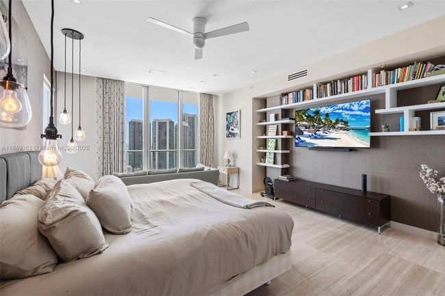 PH207 - 3470 E Coast Ave, Condo with 3 bedrooms, 3 bathrooms and null parking in MIAMI FL | Image 39