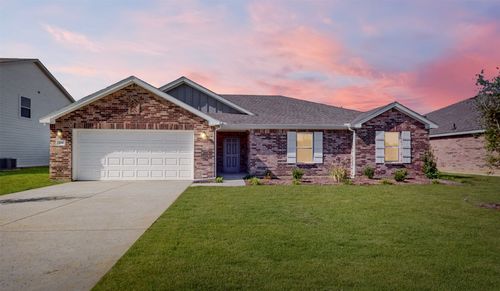 114 Cooper Dr, Cleburne, TX, 76031-6428 | Card Image
