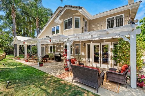 822 Spring Canyon Pl, Newbury Park, CA, 91320-5823 | Card Image