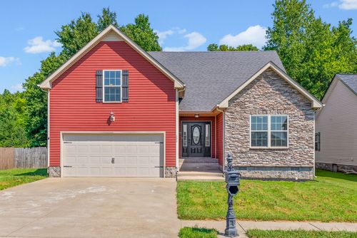 636 Fox Hound Dr, Clarksville, TN, 37040-1400 | Card Image