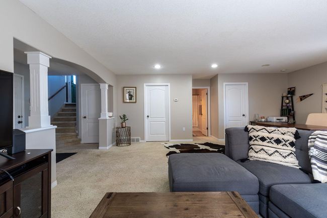 175 Sierra Drive Sw, Home with 3 bedrooms, 3 bathrooms and 4 parking in Medicine Hat AB | Image 33