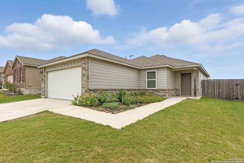 737 Peak Place, Seguin, TX, 78155 | Card Image