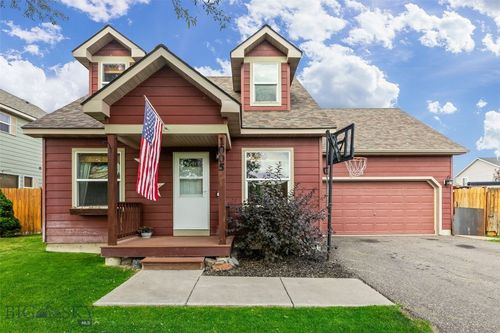 1005 Wyoming St, Belgrade, MT, 59714-8581 | Card Image