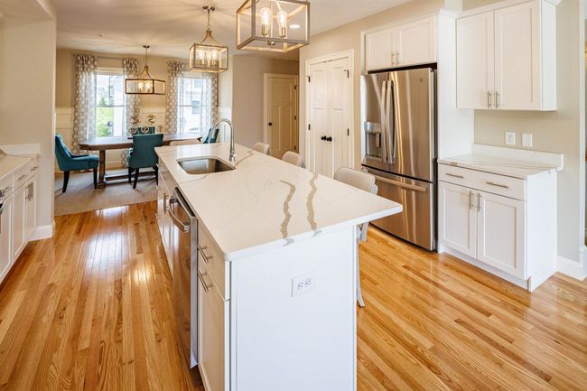 B - 31 Lenox St, Condo with 2 bedrooms, 2 bathrooms and null parking in Somersworth NH | Image 4