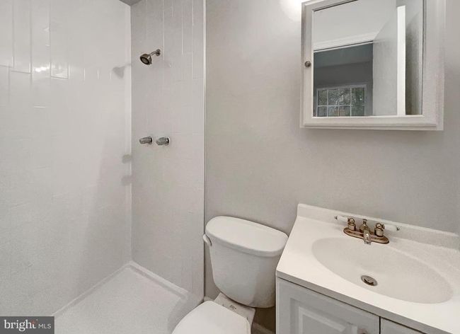 14849 Leicester Ct, Townhouse with 3 bedrooms, 4 bathrooms and null parking in CENTREVILLE VA | Image 16