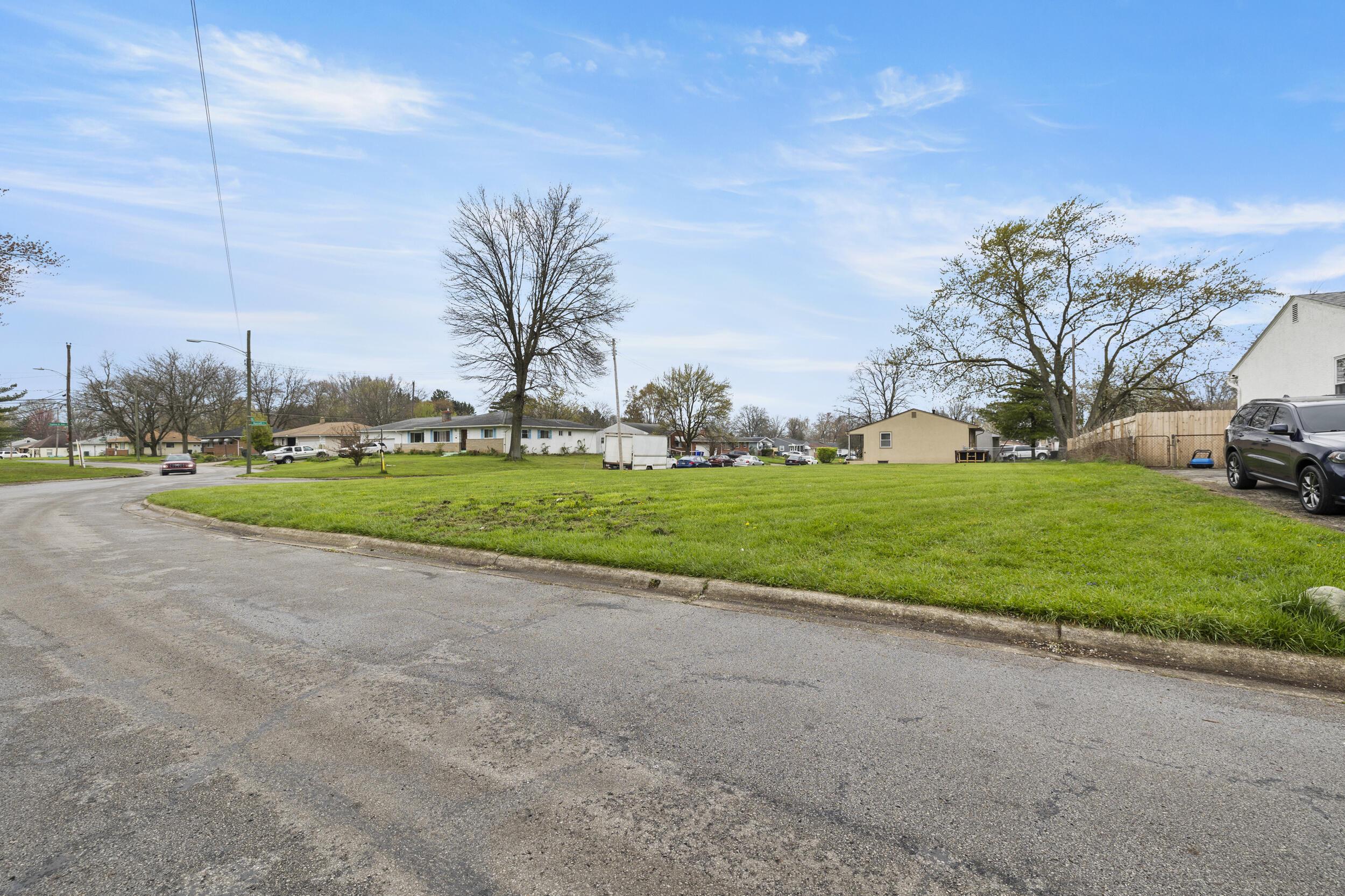Land in Columbus 2