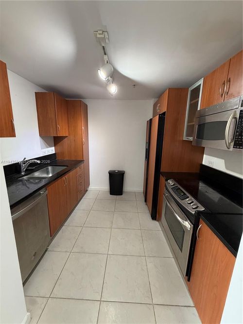 apt-1027-18800 Ne 29th Ave, Aventura, FL, 33180-2854 | Card Image