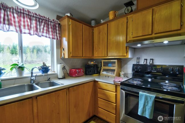 1159 King Rd, House other with 3 bedrooms, 2 bathrooms and 2 parking in Winlock WA | Image 7