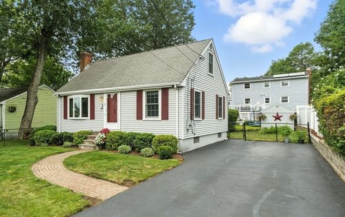 34 Lillian St N, Randolph, MA, 02368-2113 | Card Image