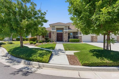 4113 Grand Lakes Ave, Bakersfield, CA, 93311 | Card Image