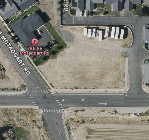 parcel-2-0 Se J St, Madras, OR, 97741 | Card Image