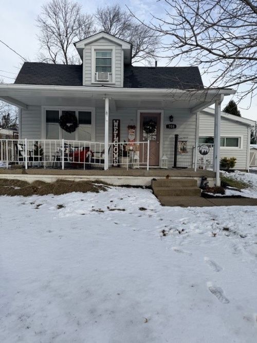 708 North Ave, Beaver, PA, 15009-1462 | Card Image