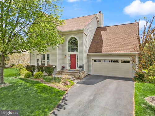 20985 Fowlers Mill Cir, ASHBURN, VA, 20147-4827 | Card Image