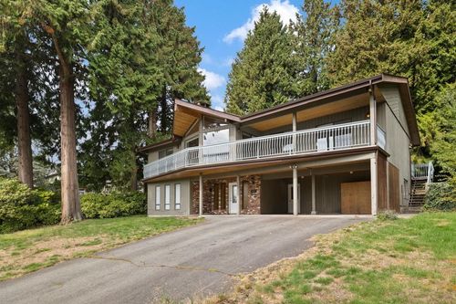 1345 Palmerston Ave, West Vancouver, BC, V7T2H8 | Card Image
