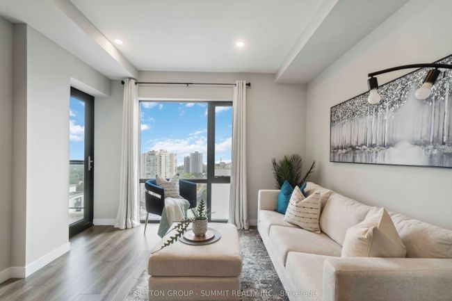 1709 - 15 Queen St S, Condo with 2 bedrooms, 2 bathrooms and 1 parking in Hamilton ON | Image 12