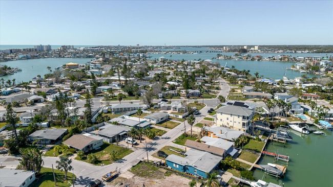 596 S Bayshore Dr, House other with 2 bedrooms, 1 bathrooms and null parking in MADEIRA BEACH FL | Image 66