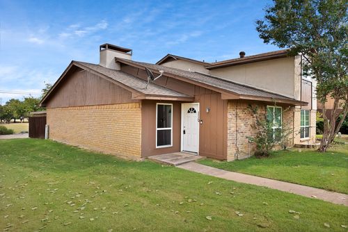 apt-110-1402 S Carrier Pkwy, Grand Prairie, TX, 75051-2864 | Card Image