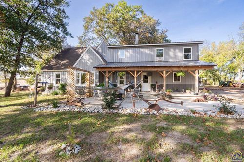 7632 K92 Hwy, Ozawkie, KS, 66070-6000 | Card Image