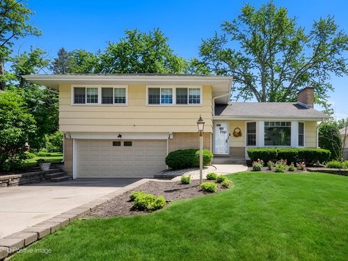 417 Naperville Rd, Clarendon Hills, IL, 60514-2804 | Card Image