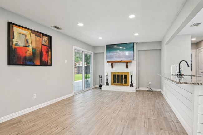 3930 Edgewood Dr, House other with 3 bedrooms, 2 bathrooms and null parking in Garland TX | Image 9