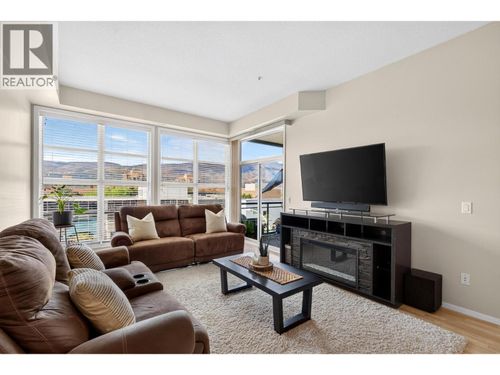 320-1331 Ellis St, Kelowna, BC, V1Y1Z9 | Card Image