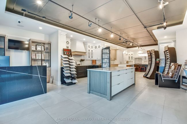 116 - 442 Millen Rd, Home with 0 bedrooms, 0 bathrooms and 4 parking in Stoney Creek ON | Image 4