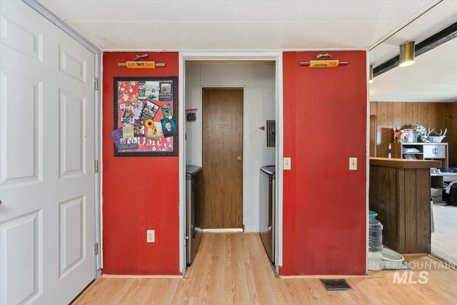 428 N 1 St St E, House other with 3 bedrooms, 2 bathrooms and null parking in Paul ID | Image 23