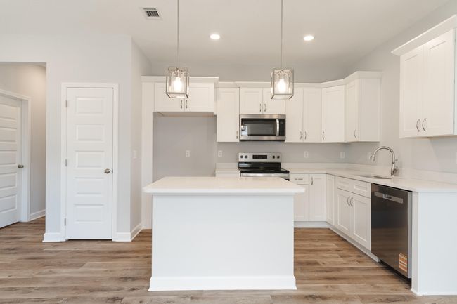 similar sold home | Image 9
