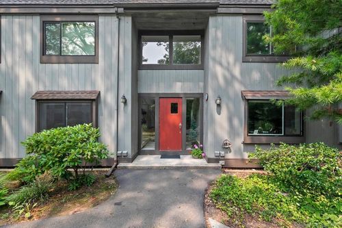 30a-30A Harbour Village Village, Branford, CT, 06405 | Card Image
