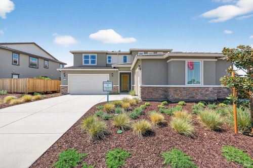 713 Avonelle Street, Oakley, CA, 94561 | Card Image